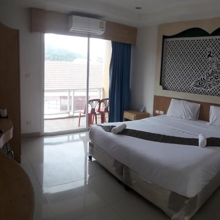 Red Sapphire Hotel Patong Eksteriør billede